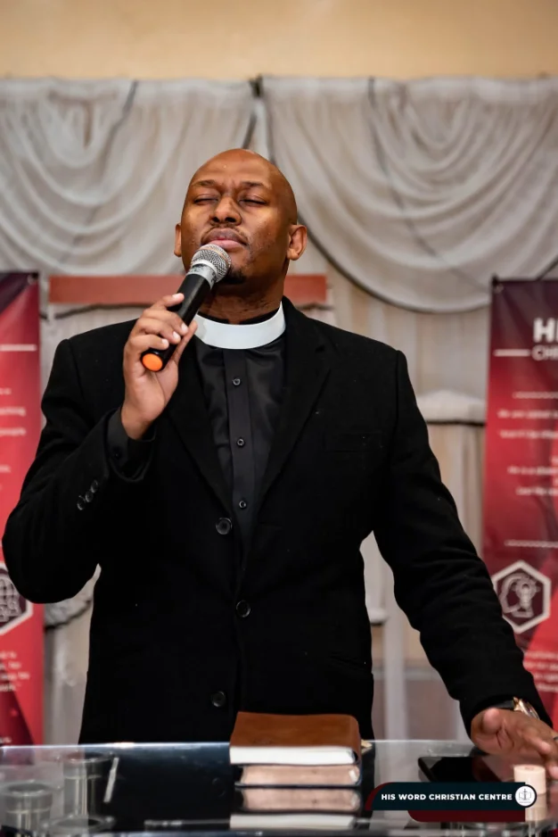 Ps Sphiwe Magcanya preaching